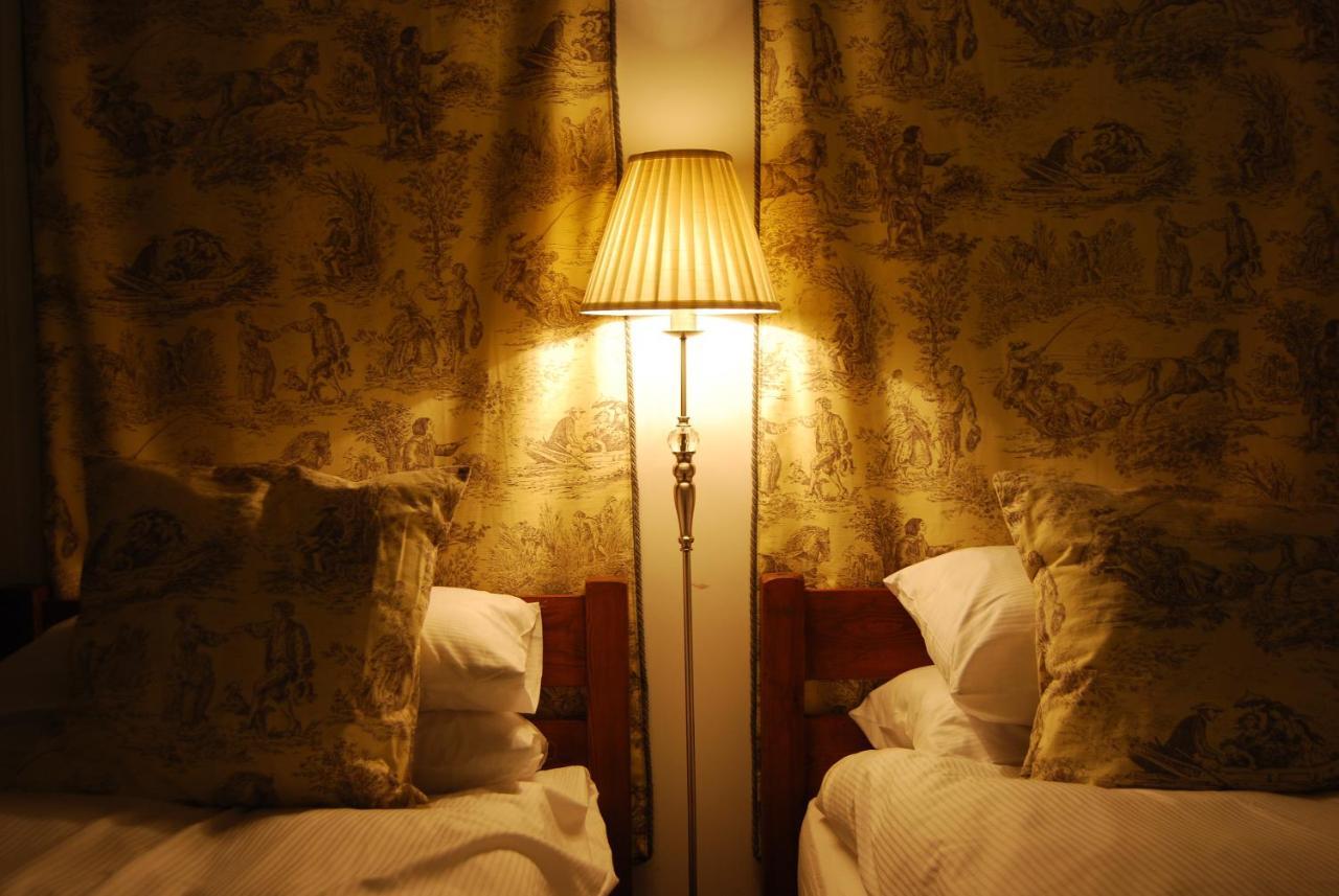 Hadrian'S Barn Hotel Heddon on the Wall Room photo