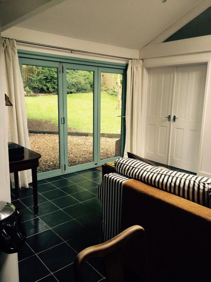 Hadrian'S Barn Hotel Heddon on the Wall Exterior photo